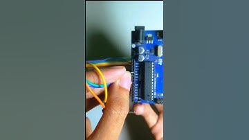 Menampilkan Teks "Hello World!" pada OLED LCD #arduinoproject #arduinotutorial