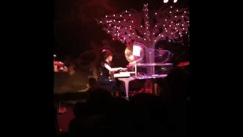 Imogen Heap - Between Sheets Live Ellipse Tour Australia 2010
