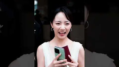 Fish-Selling Village Girl Accidentally Saves a CEO on the Run,Only to Be Proposed To& Spoiled by Him