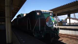 くしろ湿原ノロッコ号　釧路駅発車！警笛あり！