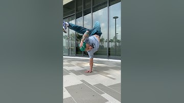 Enyukay - Hulio (prod. A.B. Eastwood) [Official Video] *Full-Portrait Mode*