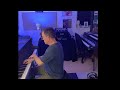 Capture de la vidéo House Concert For One : Live Improvisation Piano And Delay