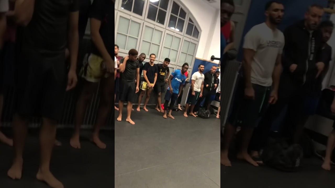 Lumpini Club good Job