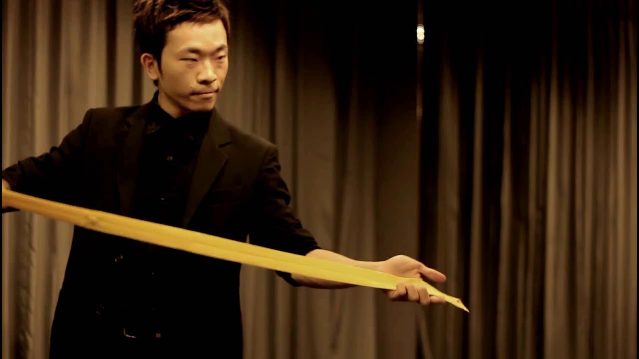 Tie Knot by Lee Ang-Hsuan - www.PropDog.co.uk 