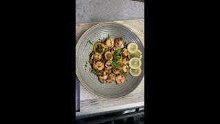 In the Kitchen: Camarao Alhinho aka Garlicy Shrimp