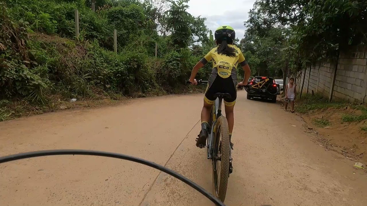 10 year old MTB Wonder Kid speeds down AFP Reverse