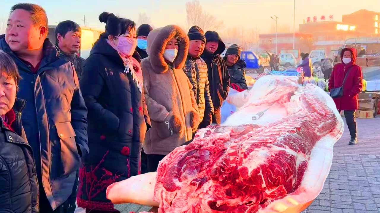 老孟天剛亮就出攤，不到五分鐘排隊，農村人吃肉真怕呀！ 【立福128】