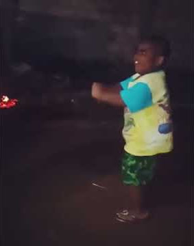 Vidio lucu anak lagi goyang lagu batak