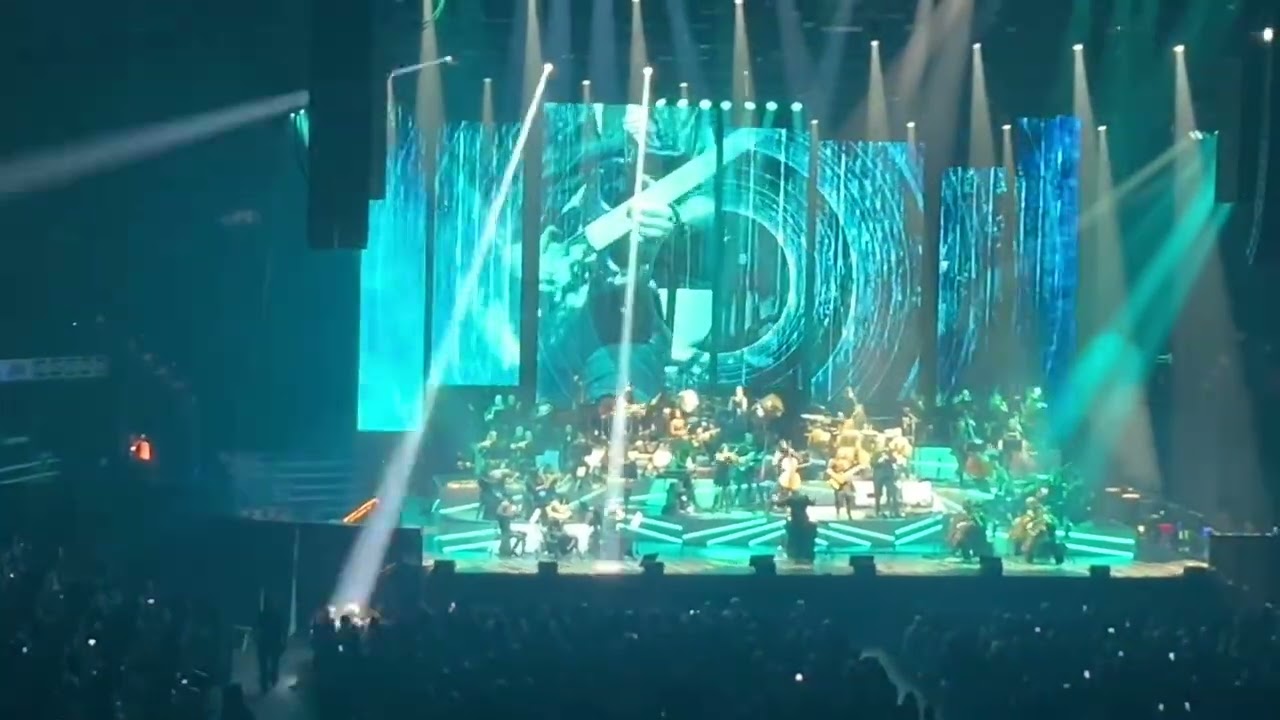 Hans Zimmer Pirates ￼of the Caribbean & Batman movie theme music. Concert in San Diego, California ￼