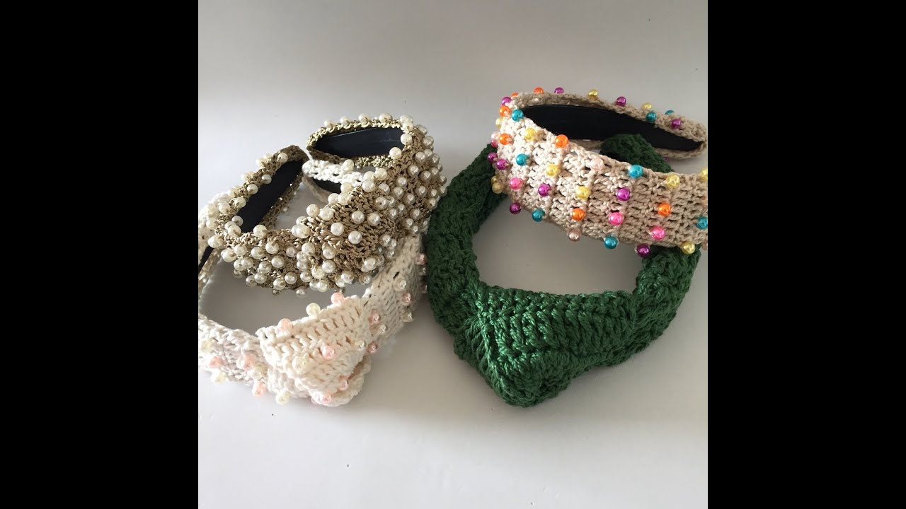 Tiara de nózinho em crochê com pérolas