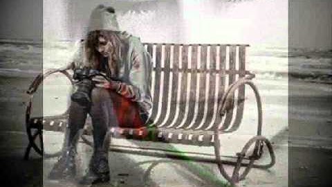 Ameerah-The Sound Of Missing You ( Piano Light Version DRM ).wmv