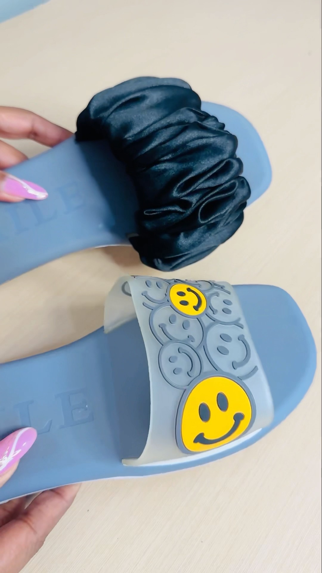 DIY Chappal ? #crafteraditi #youtubepartner #shorts #youtubeshorts #diy #footwear @CrafterAditi