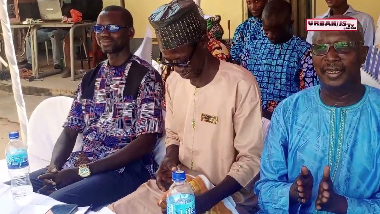 Первая церемония вручения дипломов по специальности «Электромонтаж, металлообработка и столярное ...