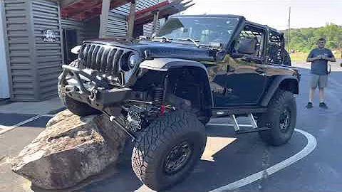 JL 2 Door with MetalCloak 3.5” & 37s