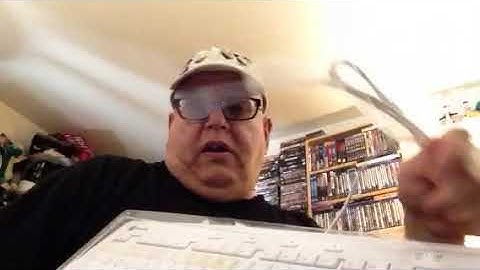 SHOWING MY NEW MACALLY IKEY SLIM KEYBOARD.