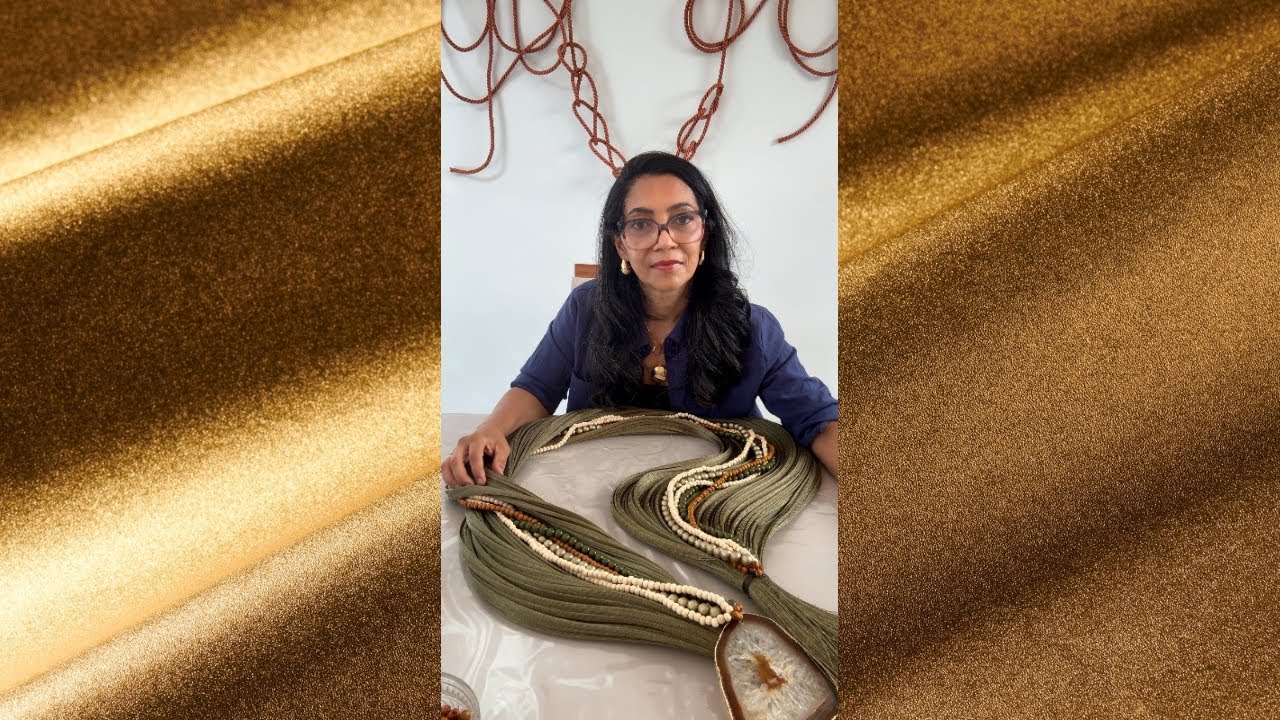 3ª AULA : Colar de mesa com manta caiçara / fio pneu. Verde Musgo/ Contas de madeira/Chapa de Ágata