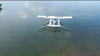 Multiplex Mentor on Floats at Lake