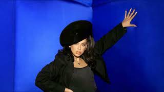 Nathy Peluso - BUSINESS WOMAN (Instrumental with Backing Vocals)