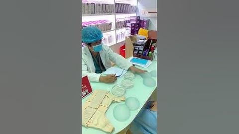 Tư vấn túi ngực cho khách hàng