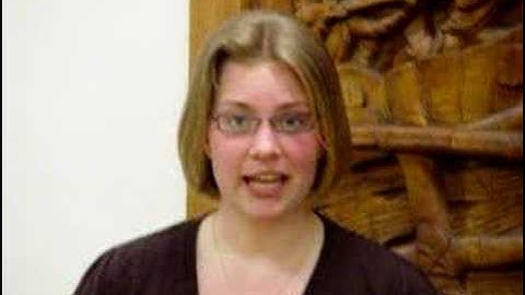 Brigitte B. recites IDEE-EN by Multatuli