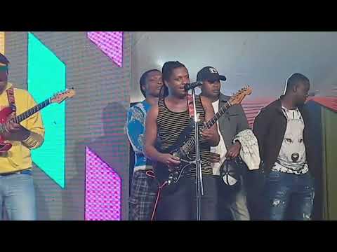 KING OF KAMBA MUSIC MAIMA MWEENE LIVE AT AKAMBA FM LAUNCH WOTE MAKUENISENZIIIII