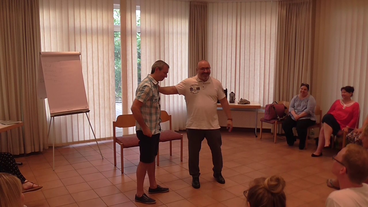 Hypnoseseminarausschnitt - Blitzhypnose Handshake Interrupt