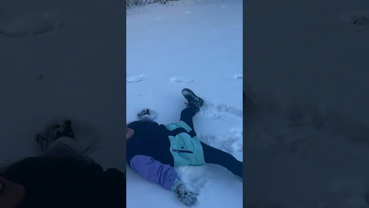 Snow angels 😁 