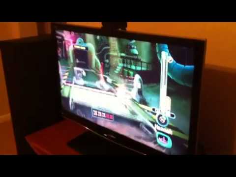 Junk Fu Kinect game play