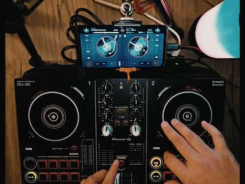 Pioneer DDJ 200 x Algoriddim Djay Scratch Practice (RP BEATS)