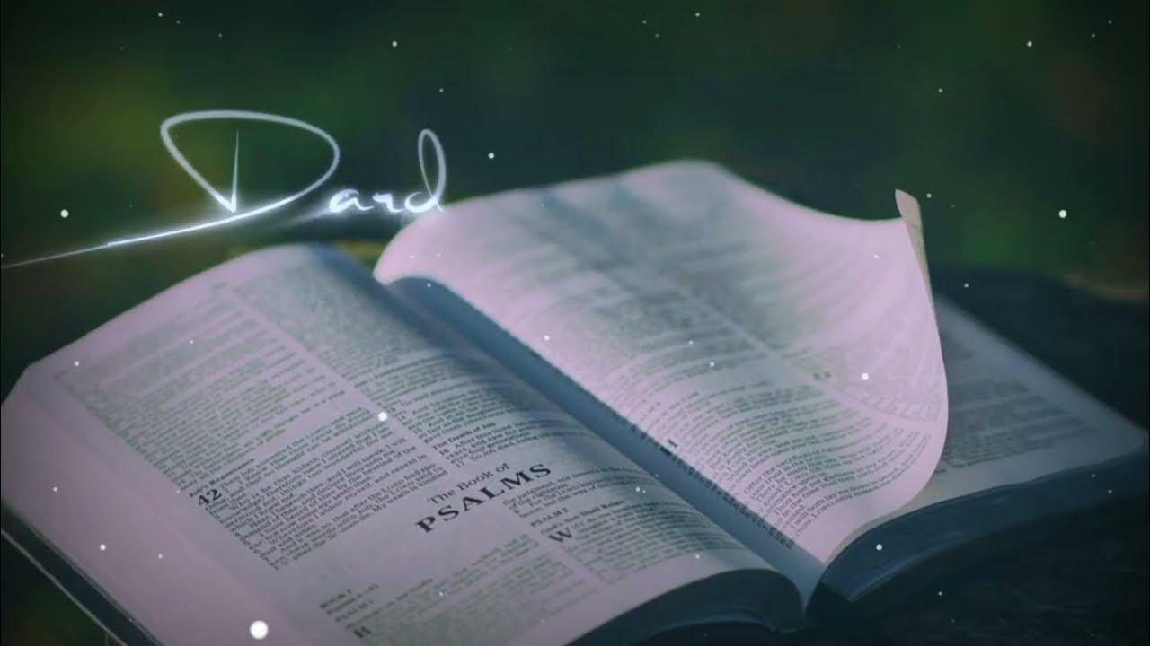 Study status. Рабочий стол для учебы. Книга с часами. Вдохновение. Натюрморт с учебниками.