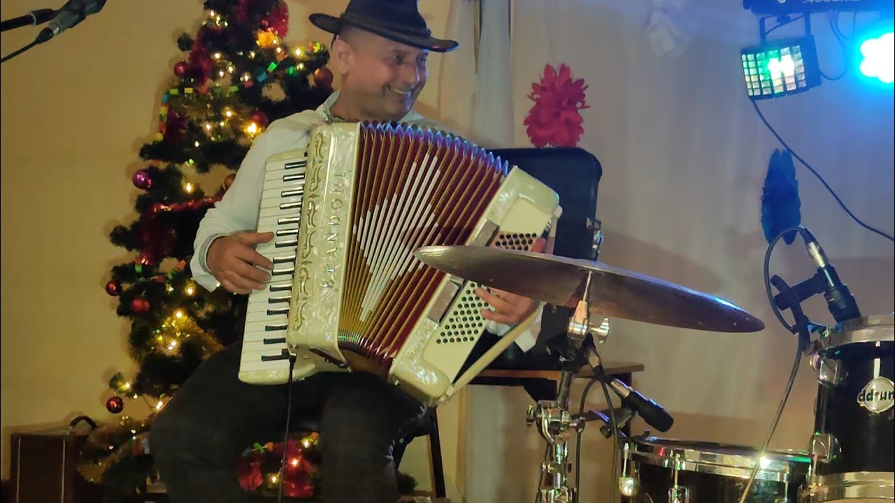 31 12 2024 Na Sylwestrowej ZABAWIE w PAWŁOWIE Kapela BURSÓW zaskoczyła SKŁADEM