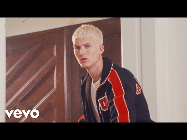 Gus Dapperton - World Class Cinema class=