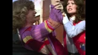 Charlie's Angels: Kelly attacked by demented transvestite Margo in Angels on the Line.