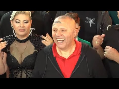 Esti prea frumoasa o sa ma dai de belea