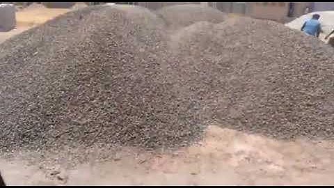 SOLID BLOCK MAKING MACHINE WITH AUTO PALLET STACKER