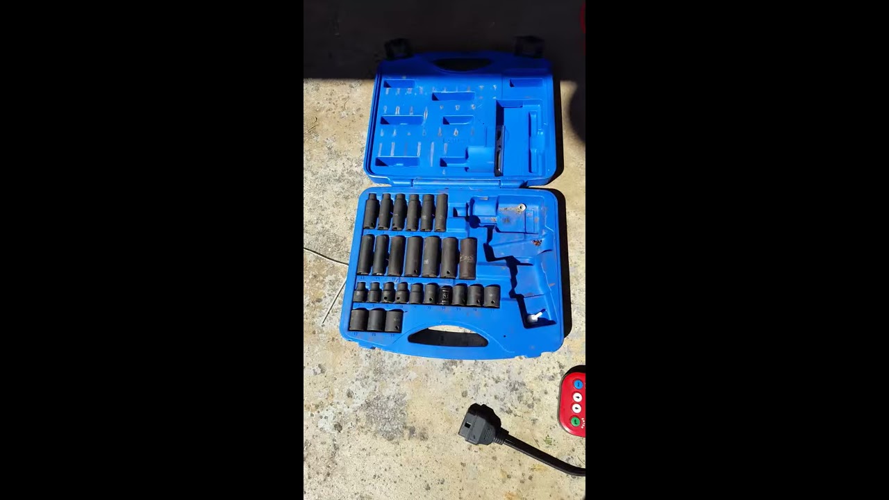 CORNWELL Cat 2150 3 8 Impact Gun In Action