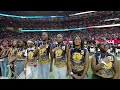 World-renowned saxophonist Mike Phillips delivers an incredible national anthem performance on MNF