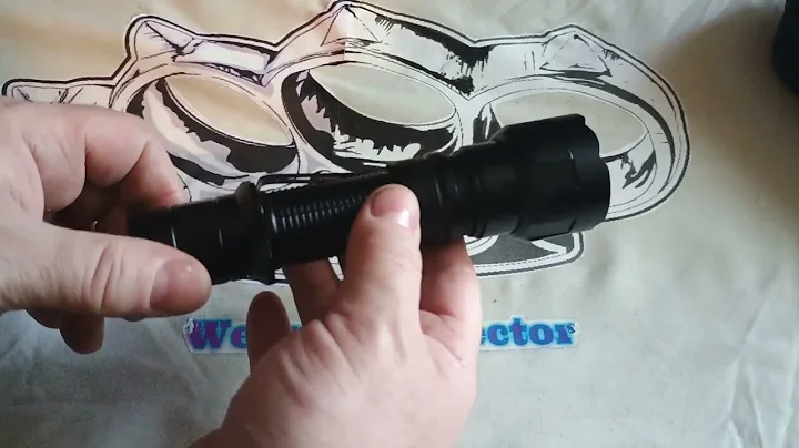 Brinyte ZT40 Zoomable Rechargeable Multifunction Flashlight