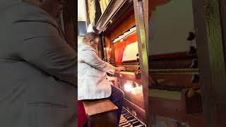 Chris Fleischer, Pipe Organ- Somebody’s Knockin’ at Your Door