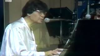 Emil Dimitrov Moyat Sin Se Vurna U Doma