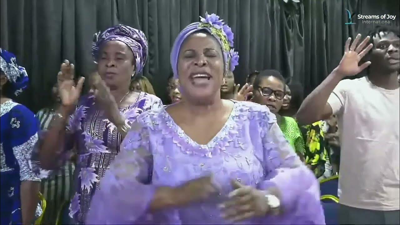 LAST MINUTE WONDERS The Gold Lampstand and the Two Olive Trees