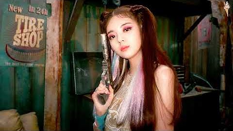 ITZY - Louder [rus.sub/рус.саб]