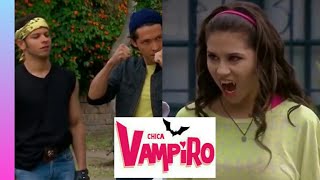 Daisy Mostra Suas Presas Para Ladrões Chica Vampiro 