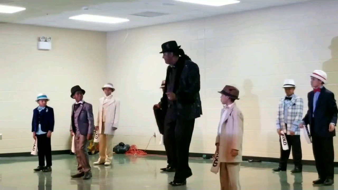 This Is So KOLD, LINE DANCING TO TUCKER 👑👏 camera iphone 8 plus apk
