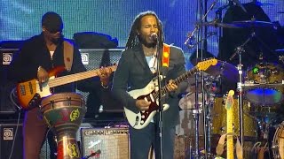 Moving Forward – Ziggy Marley | live @ Cali Roots Festival (2014)