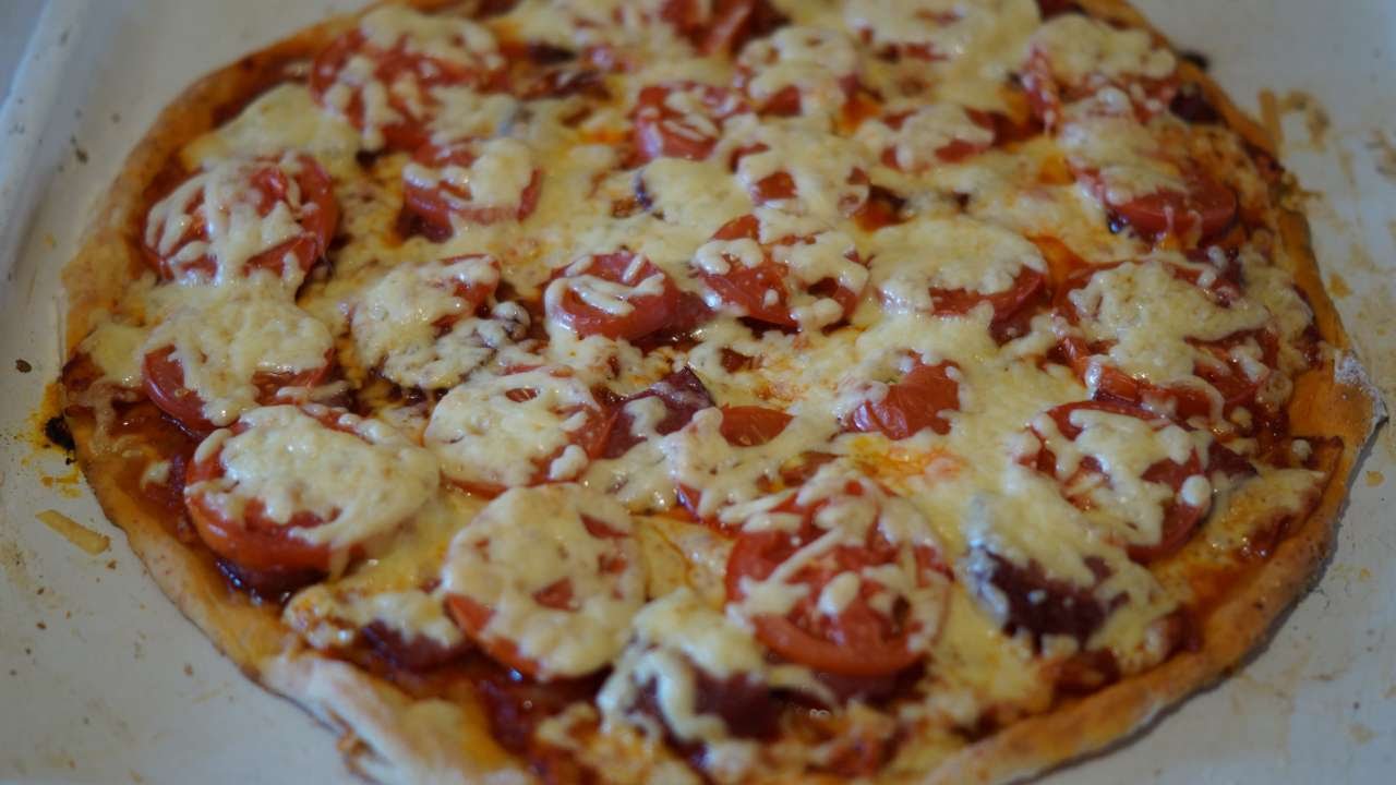 How To Make Pizza With Cottage Cheese Diy Food Drinks Tutorial