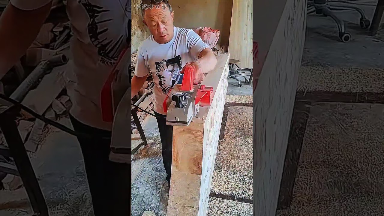 電気カンナで木材をツルツルに削る!✨ Electric Planer Smoothing Wood #shorts #asmr #woodwork #大工