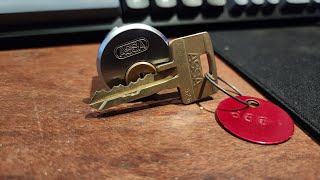 [61] ASSA Twin 6000 (Gins)