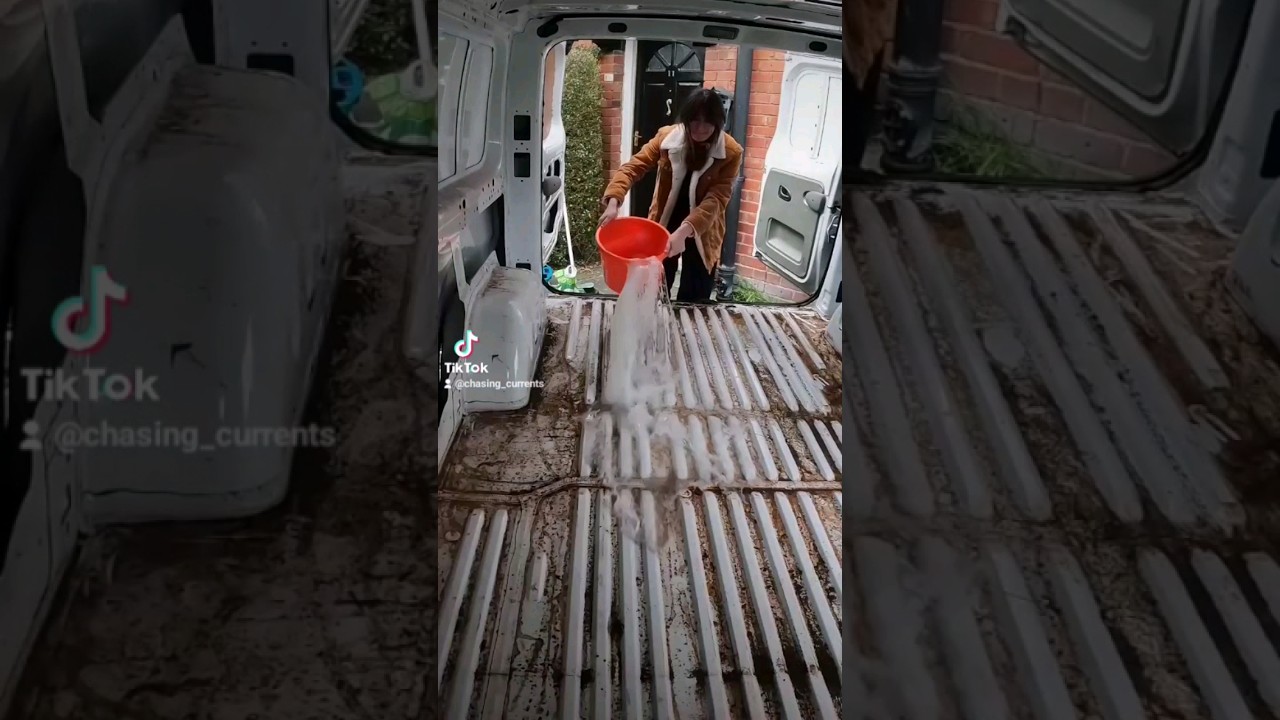 Cleaning our 20 year old builders van!! #shorts #shortvideo #vanlife