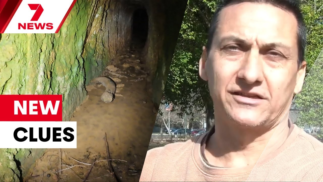 New development in hunt for Dezi Freeman, what police took from fugitive's home | 7NEWS